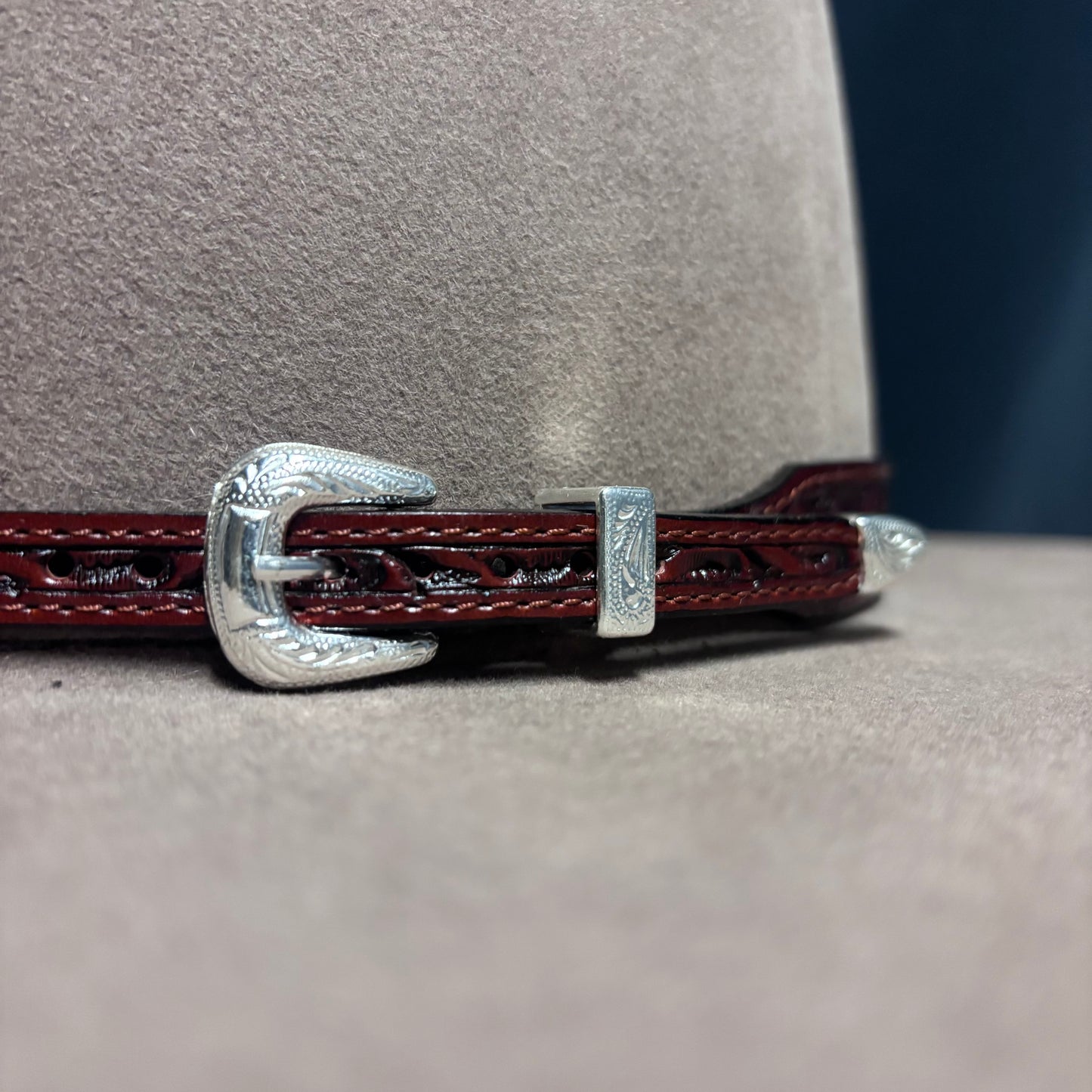 Austin Accent Leather: Rose