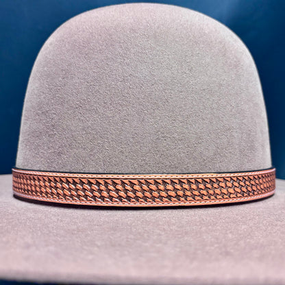 Austin Accent Leather: 1/2” Cross Weave
