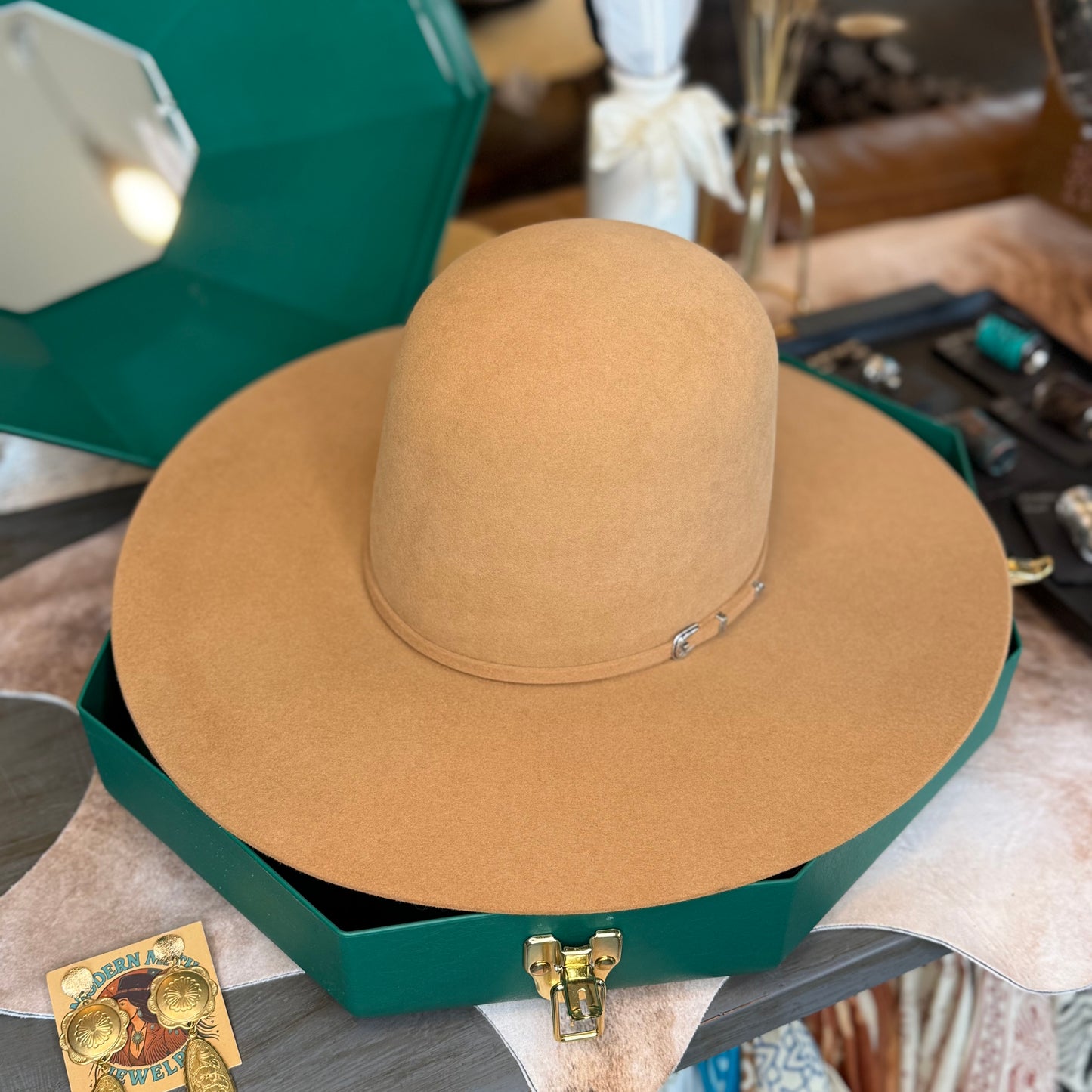 100X Beaver Felt