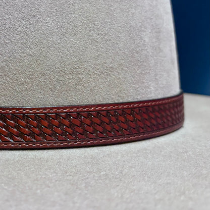 Austin Accent Leather: 1/2” Cross Weave