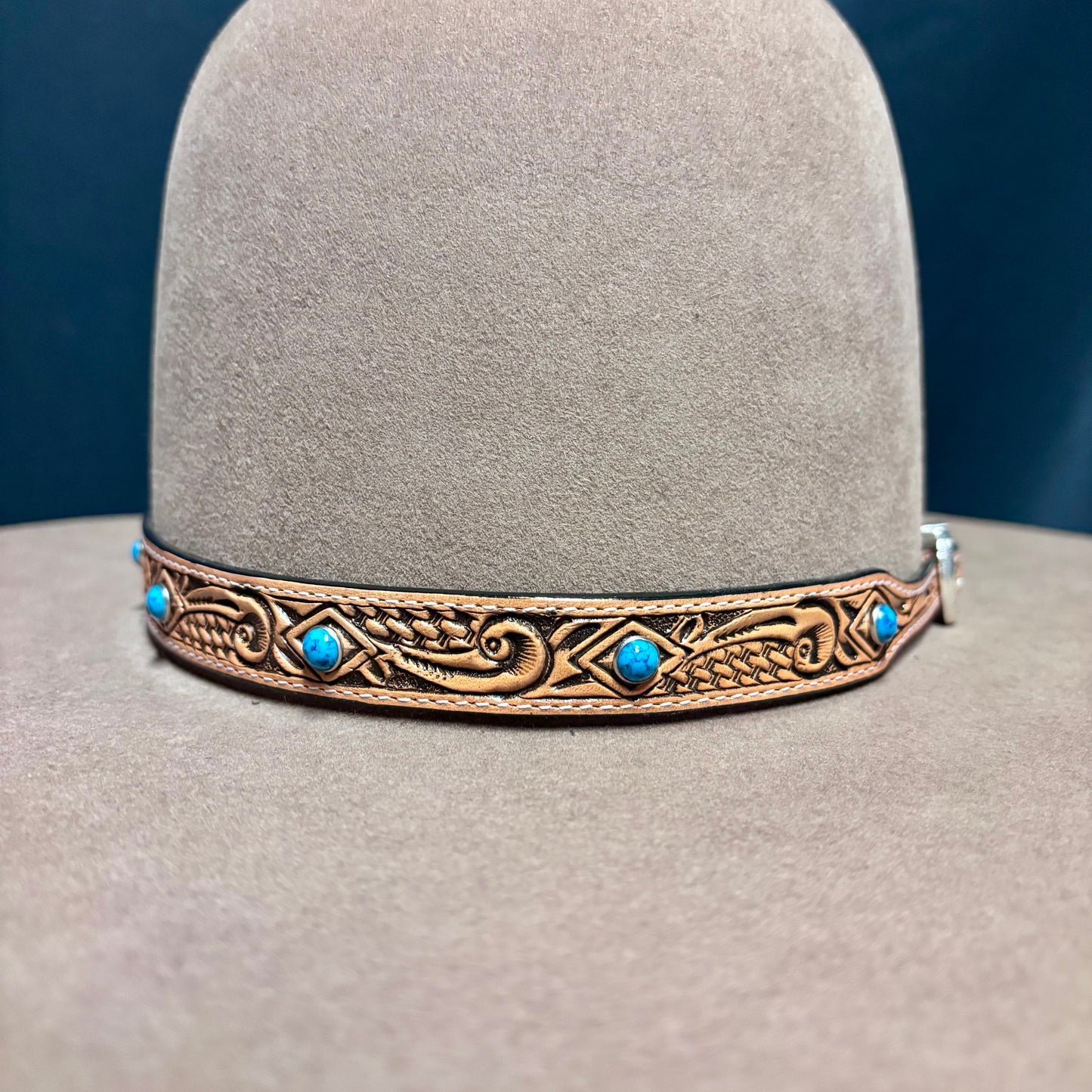 Austin Accent - Rose and Stone