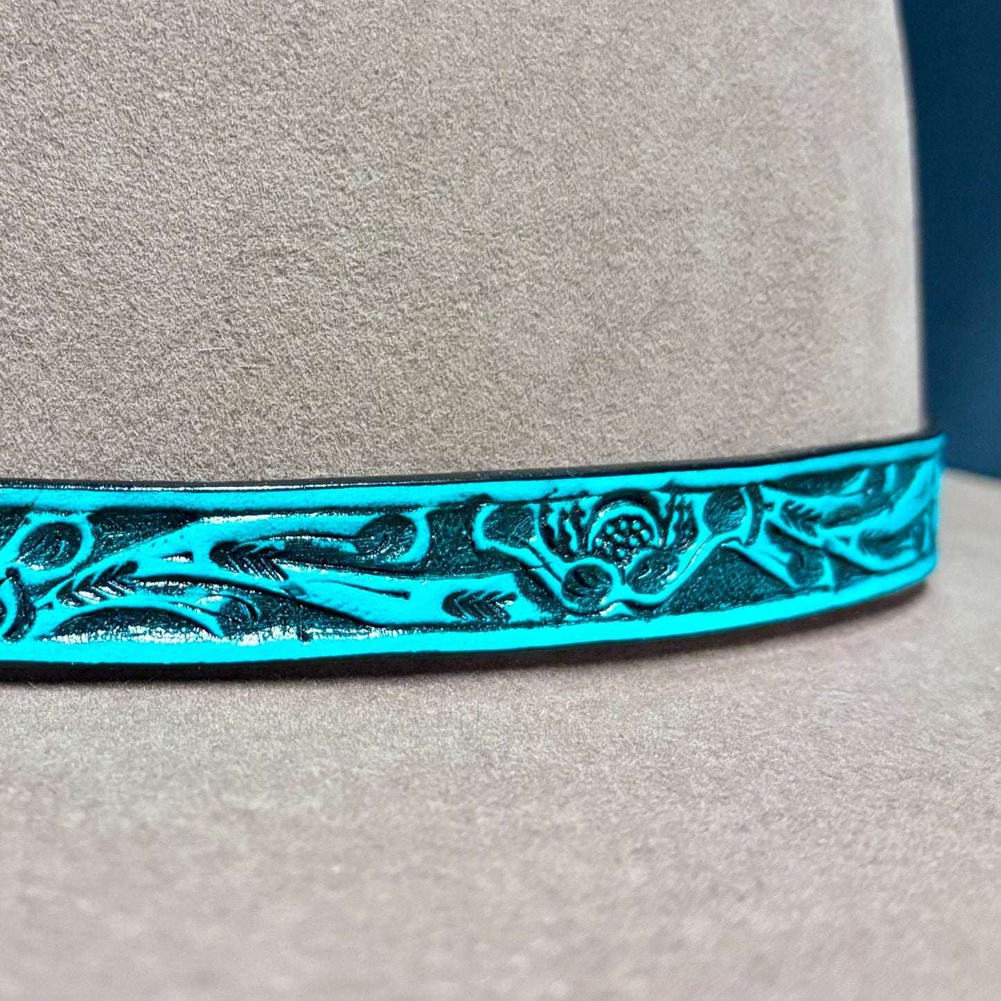 Austin Accent Leather: Rose