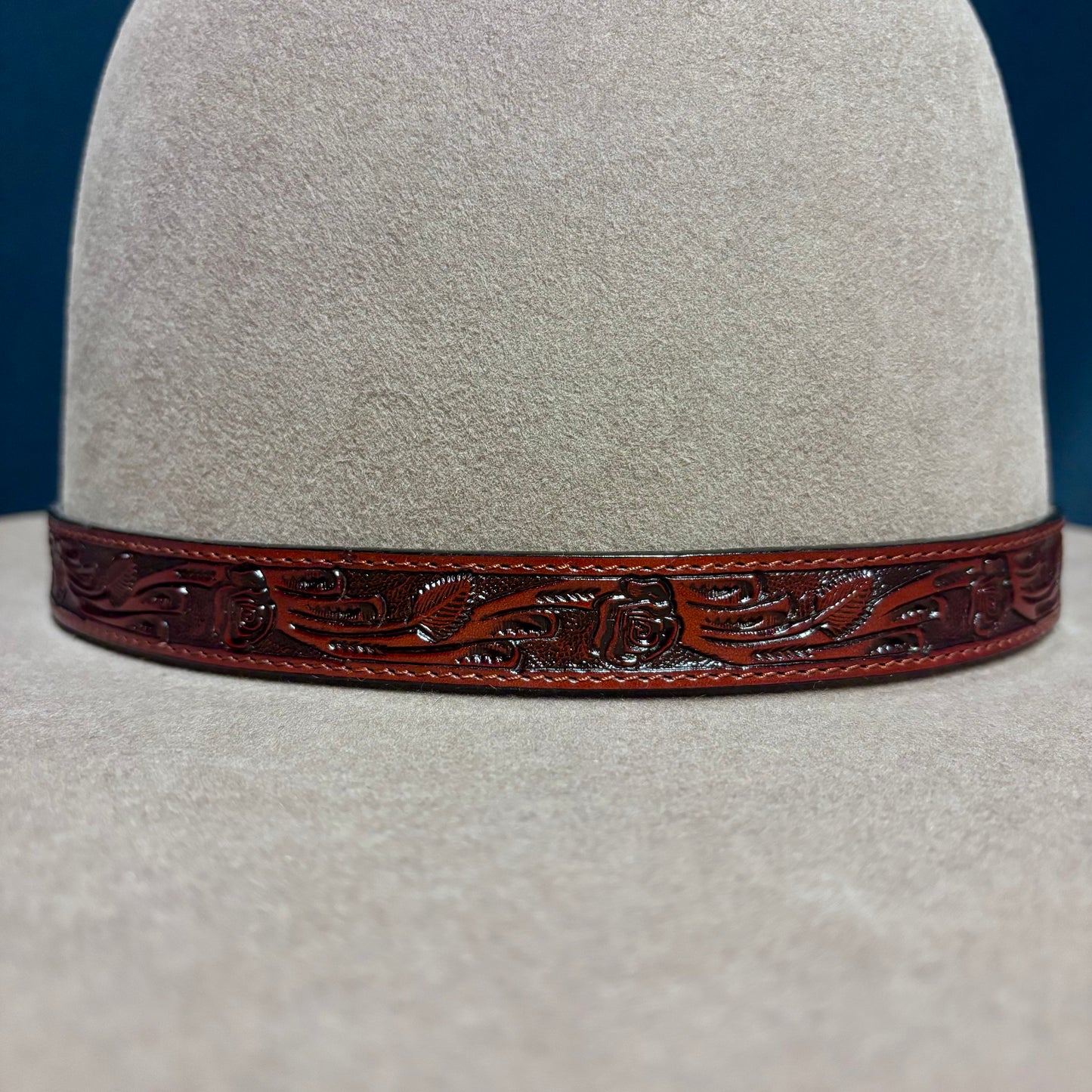Austin Accent Leather: Rose